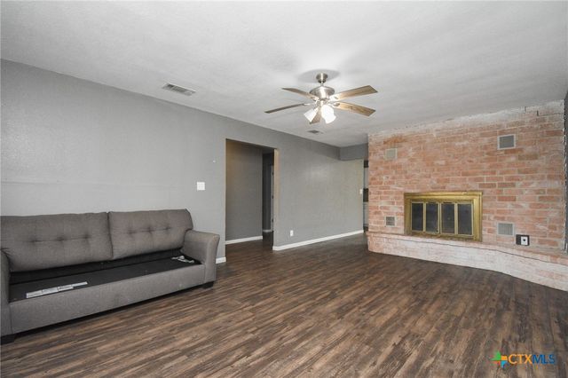 603 Maplewood Drive, Victoria, TX 77901