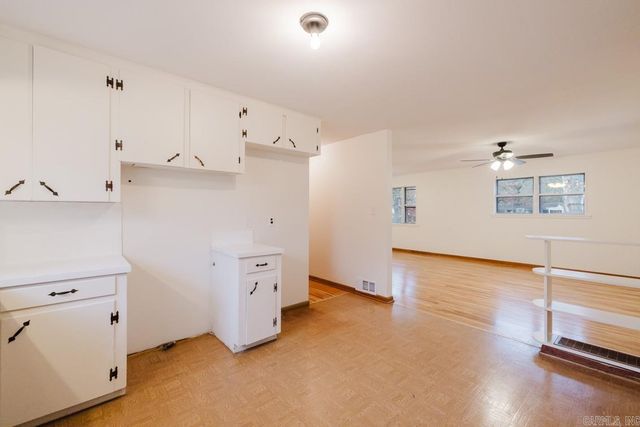 1603 McCurdy, Benton, AR 72015