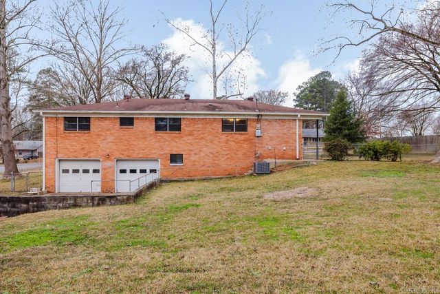 1603 McCurdy, Benton, AR 72015