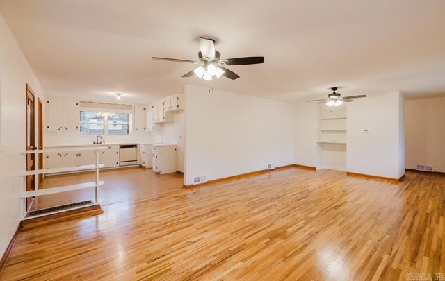 1603 McCurdy, Benton, AR 72015