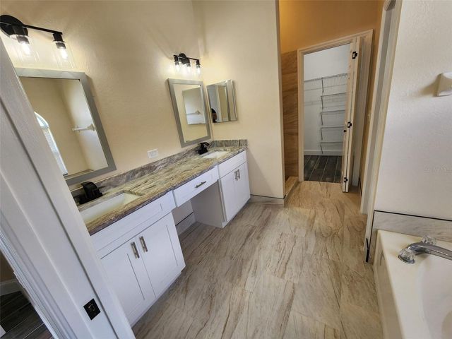 29545 MORWEN PLACE, Wesley Chapel, FL 33543