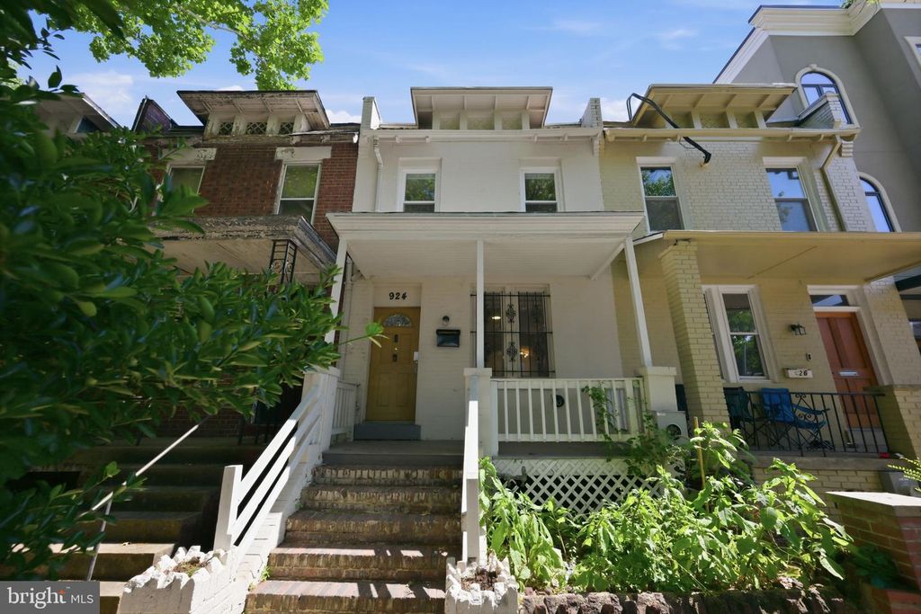 924 EUCLID ST NW, Washington, DC 20001