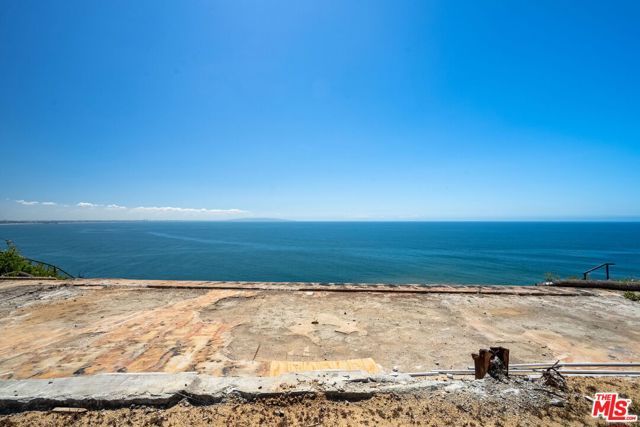 18434 Coastline Drive, Malibu, CA 90265