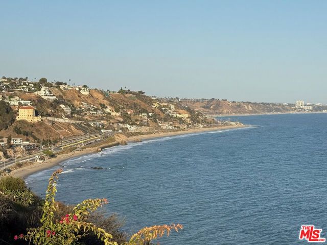 18434 Coastline Drive, Malibu, CA 90265