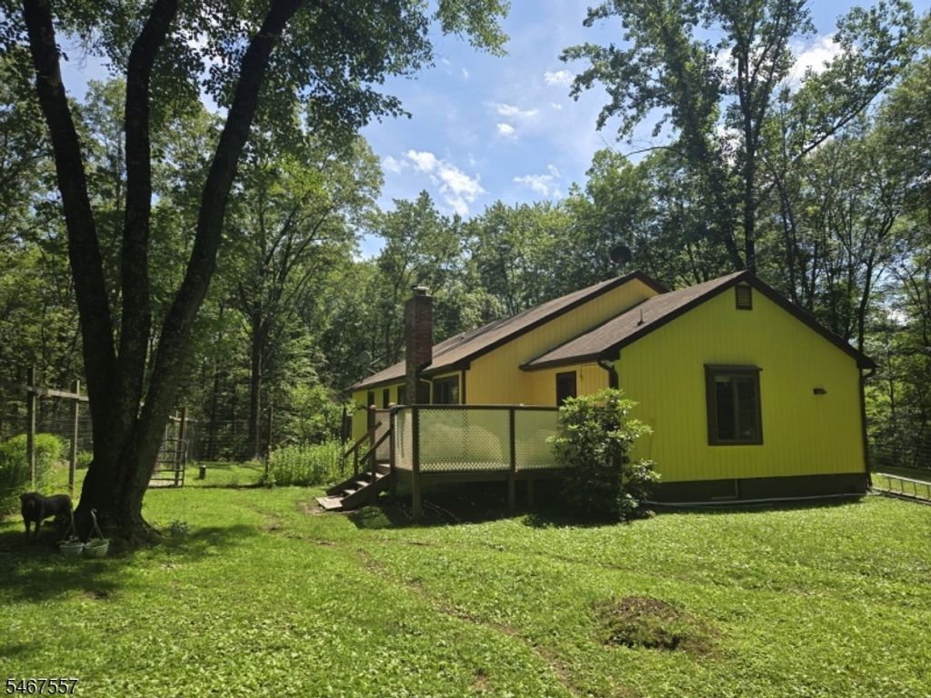 10 Hardwick Rd, Hardwick Twp., NJ 07825 — exterior