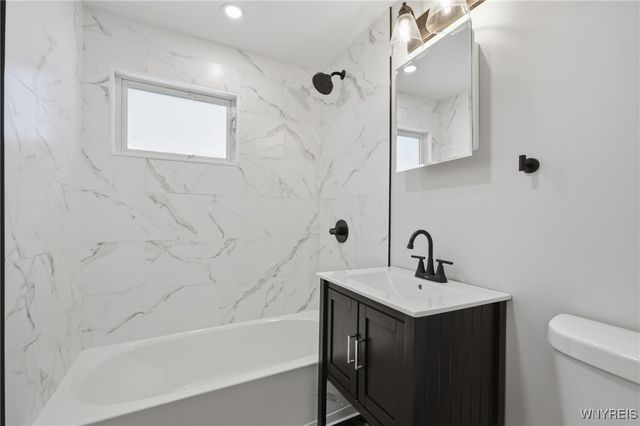 51 Conant Drive, Tonawanda, NY 14223