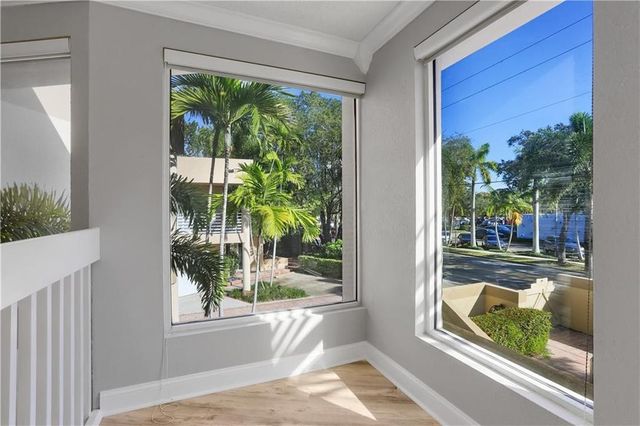 101 SE 15th Avenue H, Fort Lauderdale, FL 33301