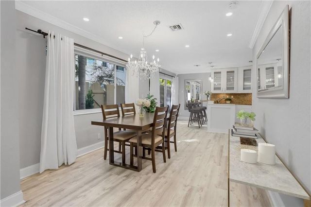 101 SE 15th Avenue H, Fort Lauderdale, FL 33301