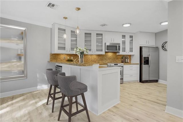 101 SE 15th Avenue H, Fort Lauderdale, FL 33301