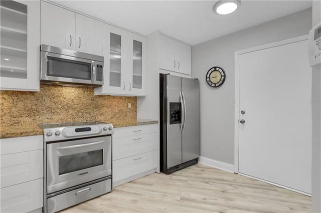 101 SE 15th Avenue H, Fort Lauderdale, FL 33301