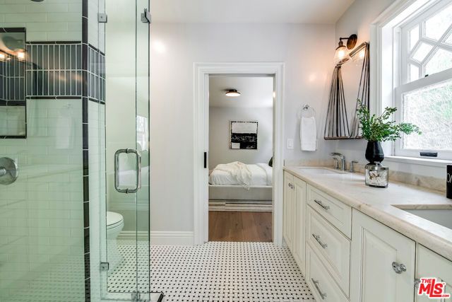 4359 Clybourn Avenue, Toluca Lake (los Angeles), CA 91602