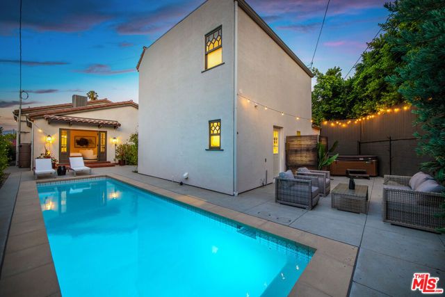 4359 Clybourn Avenue, Toluca Lake (los Angeles), CA 91602