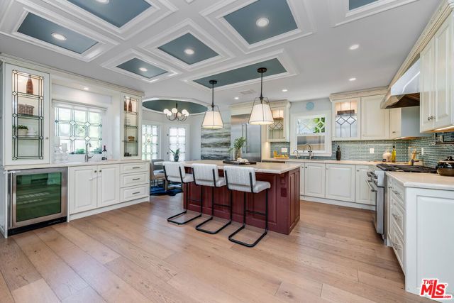 4359 Clybourn Avenue, Toluca Lake (los Angeles), CA 91602