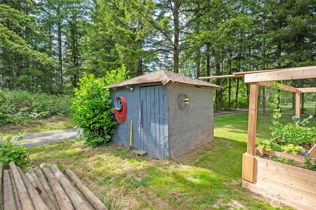 3233 Loomis Trail Road, Custer, WA 98240