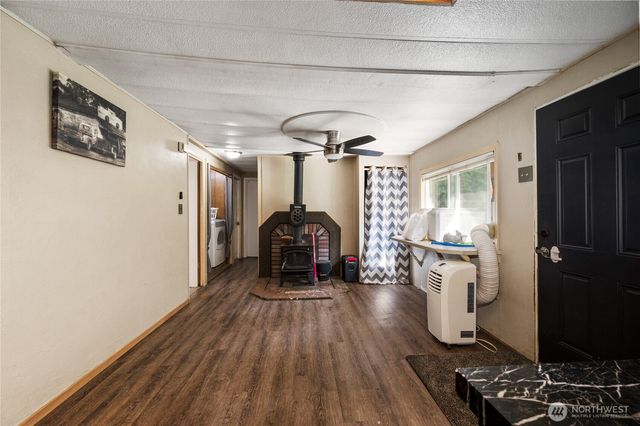 3233 Loomis Trail Road, Custer, WA 98240