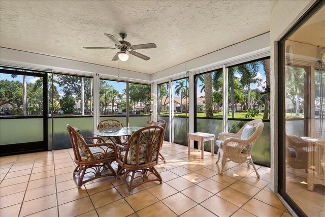 3323 Lucerne Park Drive, Greenacres, FL 33467