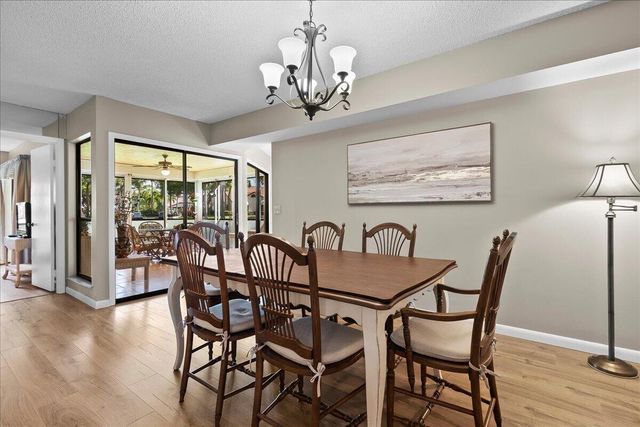 3323 Lucerne Park Drive, Greenacres, FL 33467