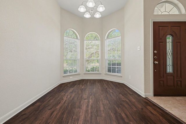 4921 Summer Ridge Drive, Conroe, TX 77303