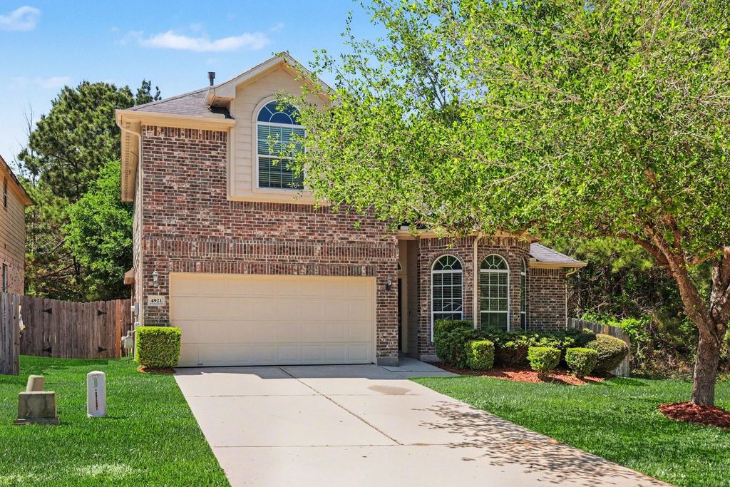 4921 Summer Ridge Drive, Conroe, TX 77303