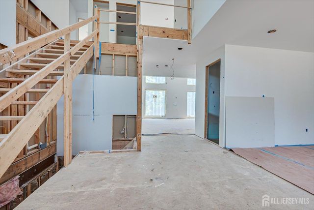 54 Nevsky Street, Edison, NJ 08820