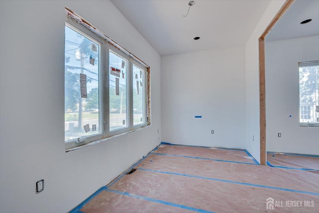 54 Nevsky Street, Edison, NJ 08820
