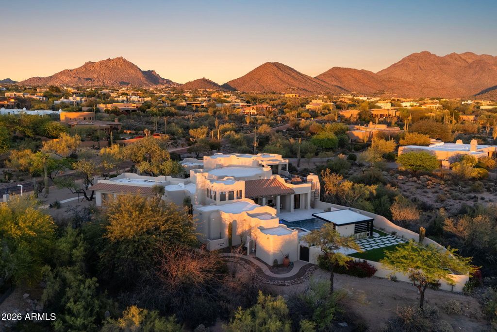 9335 E VIA MONTOYA Drive, Scottsdale, AZ 85255