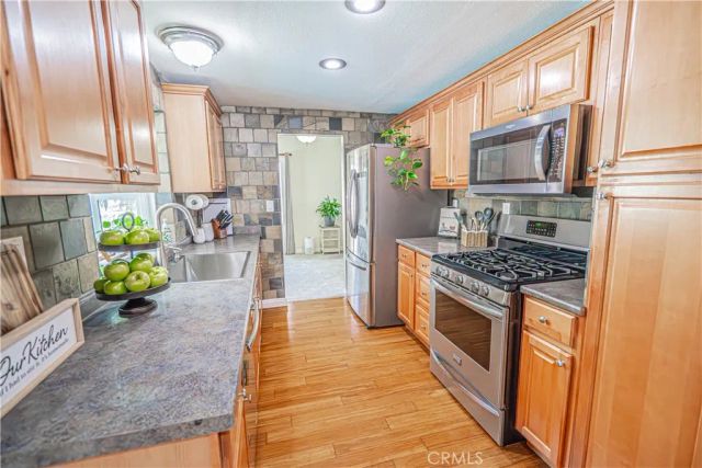 29413 Plymouth Rd., Castaic, CA 91384