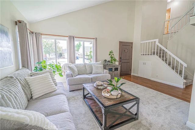 29413 Plymouth Rd., Castaic, CA 91384