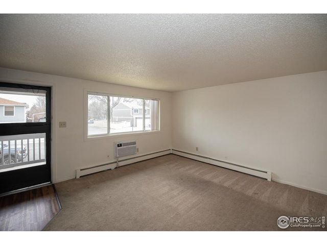 1403 Emery St, Longmont, CO 80504