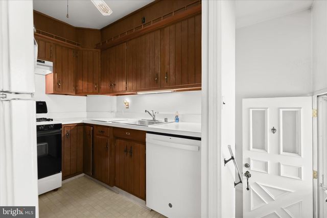 228 SPRING AVE, Lutherville Timonium, MD 21093