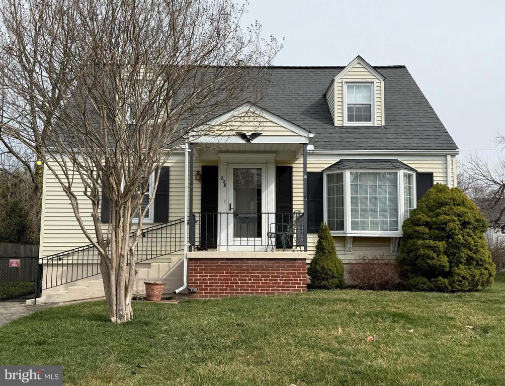 228 SPRING AVE, Lutherville Timonium, MD 21093