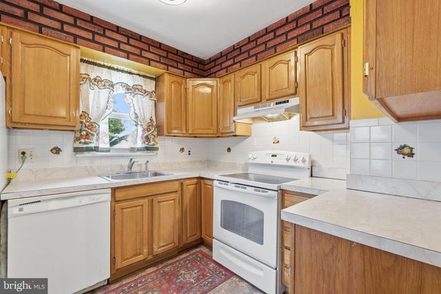 1710 N CLIFF ST, Alexandria, VA 22301
