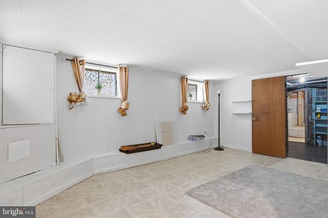 1710 N CLIFF ST, Alexandria, VA 22301