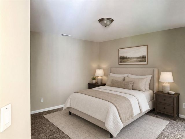 1244 Hadaway Court NE, Lawrenceville, GA 30043