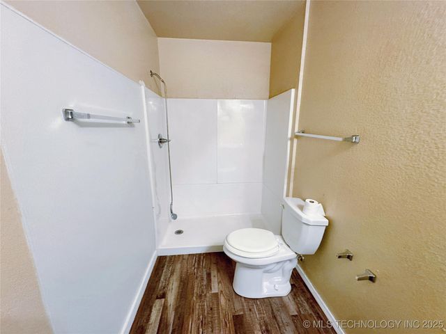 24536 E Woodland Road, Tahlequah, OK 74464