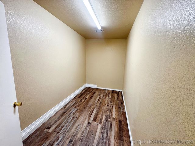 24536 E Woodland Road, Tahlequah, OK 74464