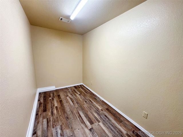 24536 E Woodland Road, Tahlequah, OK 74464