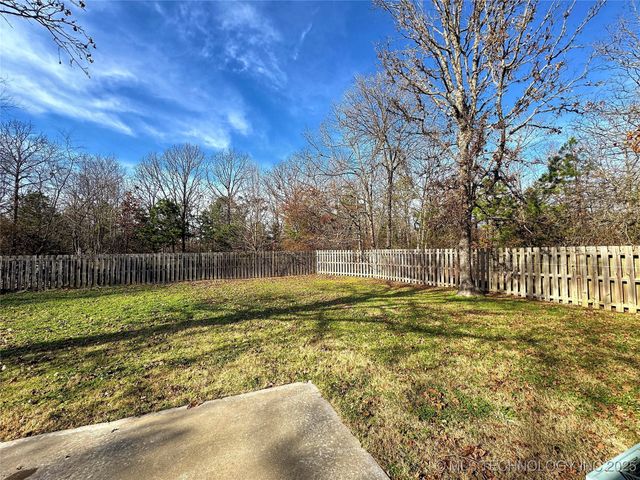 24536 E Woodland Road, Tahlequah, OK 74464