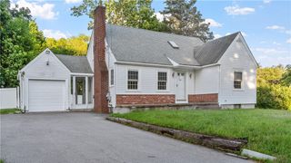 2 Reservoir Avenue, Johnston, RI 02919