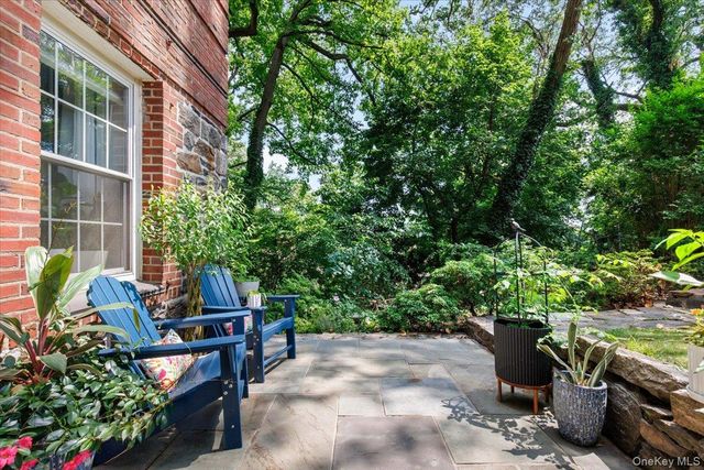 1360 Midland Avenue TE, Bronxville, NY 10708