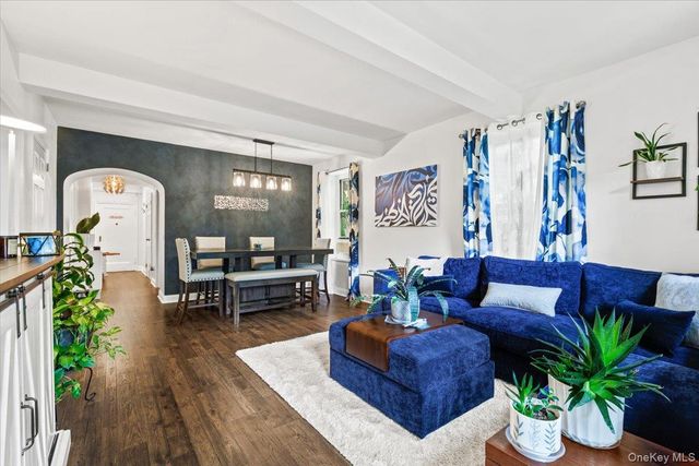 1360 Midland Avenue TE, Bronxville, NY 10708