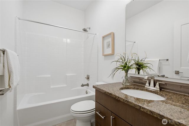 1438 159th Place NE, Bellevue, WA 98008