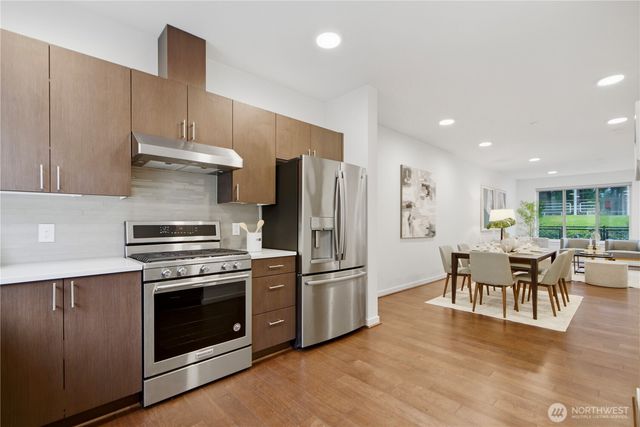 1438 159th Place NE, Bellevue, WA 98008