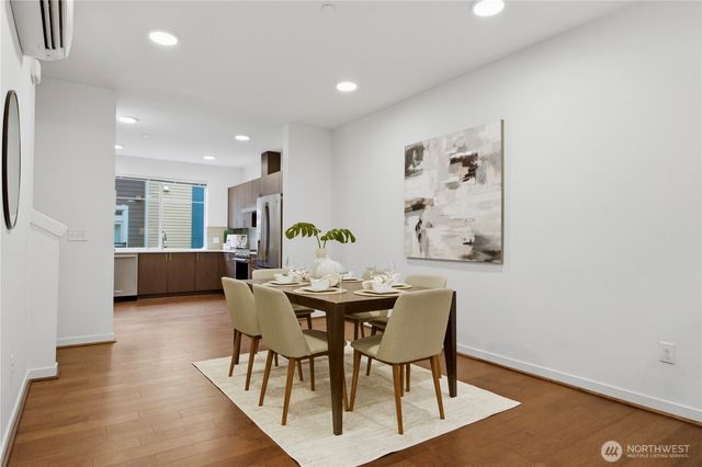 1438 159th Place NE, Bellevue, WA 98008