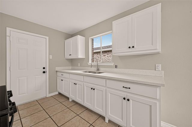 8607 Valley Forest Drive, Houston, TX 77078