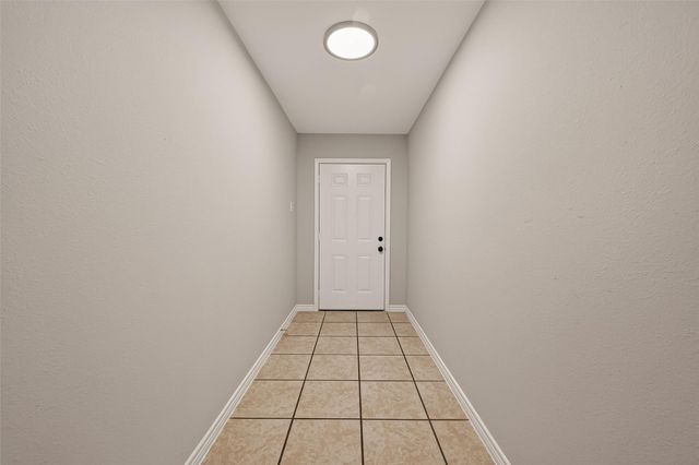 8607 Valley Forest Drive, Houston, TX 77078