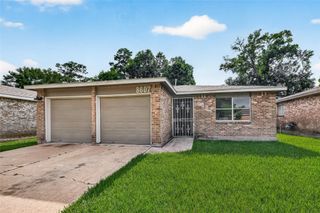 8607 Valley Forest Drive, Houston, TX 77078