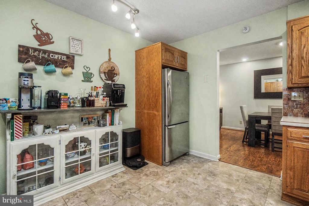Image 46 of property listing at 20 SERFASS LN, Palmerton, PA 18071