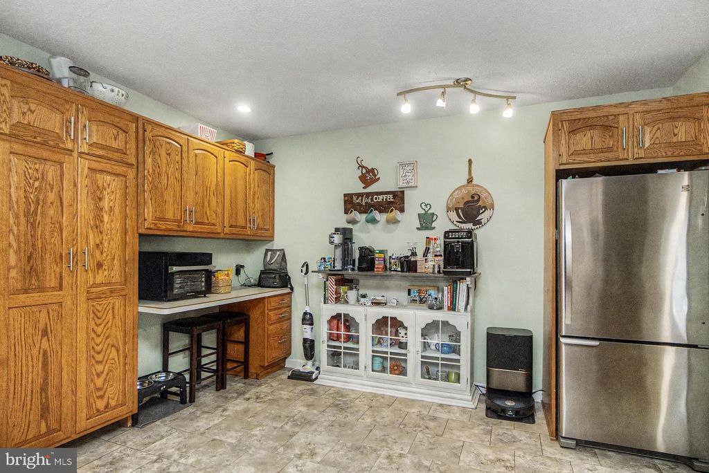 Image 47 of property listing at 20 SERFASS LN, Palmerton, PA 18071