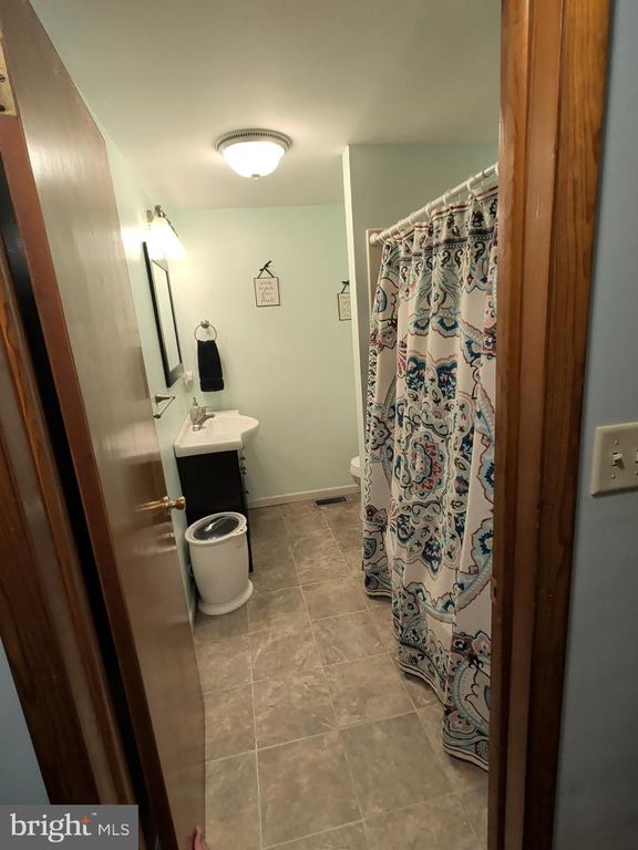 Image 55 of property listing at 20 SERFASS LN, Palmerton, PA 18071
